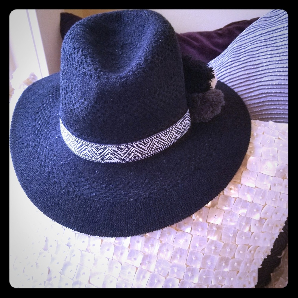 Pompom Detailed Panama Hat